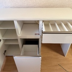 ニトリの食器棚チェストキャビネットの画像