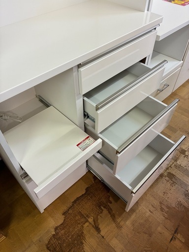 【ジャングル深井店】食器棚 ホワイト 収納家具 キッチン家具 堺市 深井【FU593】 ジャングル深井店】☆食器棚(白) 食器棚 ホワイト 家具 収納家具