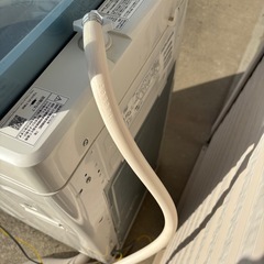 ガラストップ洗濯機の画像