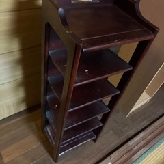シューズなど置く家具の画像