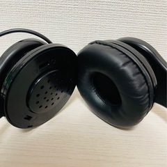 headphone q4 有線ヘッドホン 中古 ヘッドホン ヘッドフォンの画像