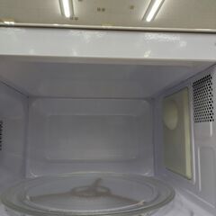 【ヘルツフリー】電子レンジ comfee コンフィー CFM-CM174 2024年製 取扱説明書付き ターンテーブル 50Hz/60Hz共用：ホワイトの画像