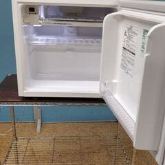 TOSHIBA 東芝 1ドアノンフロン冷蔵庫 27L 2018年製 GR-HB30GA(W)の画像