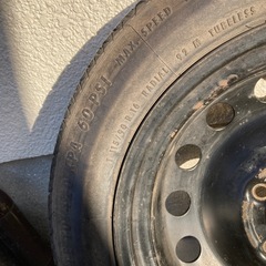 スペアタイヤの画像