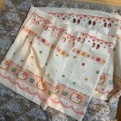 新品）キティ　カフェカーテンの画像