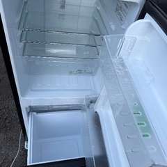 ハイセンス2ドア冷蔵庫(2021年製)の画像