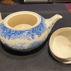 ウェッジウッド ロマンチックイングランド ティーポットの画像