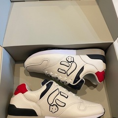 【新品】にゅ〜ずSANGACIOトリコロール10周年記念25.5靴　スニーカー
の画像