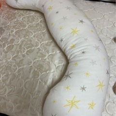 マタニティ抱き枕・授乳クッションの画像