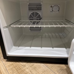 ミニ冷蔵庫の画像