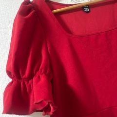 クリスマスに赤ワンピースの画像