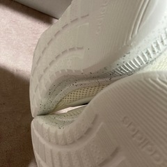 未使用　箱付き　アディダススニーカー　サイズ25.5センチの画像