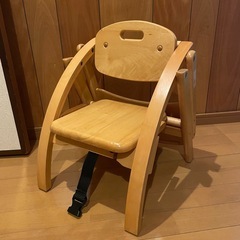 ベビーチェア ローチェア 大和屋 折りたたみ可能の画像
