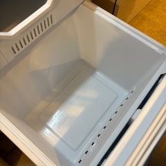 Hisense 冷蔵庫　ホワイト 2025製の画像