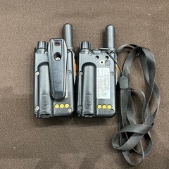 【ジャングルジャングル岸和田和泉インター店】八重洲無線 ペア無線機 SRS210SA ショートアンテナ 乾電池駆動 コンパクト 電動工具 和泉市 堺市 岸和田市 泉大津市 高石市 泉北忠岡町の画像