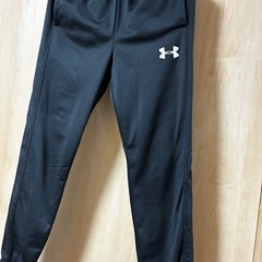 アンダーアーマージャージセットの画像