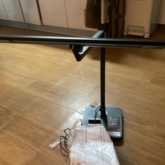 アイリスオーヤマ製 卓上ライトの画像