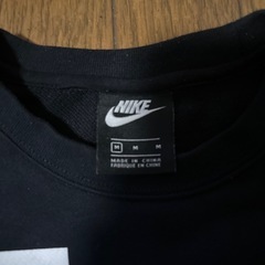 NIKEトレーナーの画像