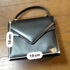 桂由美 ロゴ 押し印  ストラップ付きフォーマルバッグ 中古の画像