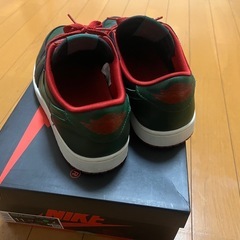 ナイキ！ジョーダン1！LOWグッチカラーの画像