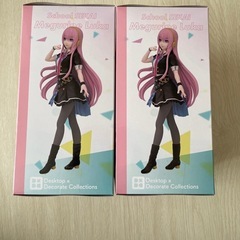 プロジェクトセカイ カラフルステージ feat. 初音ミクより、巡音ルカ School SEKAIのフィギュア2個セットの画像