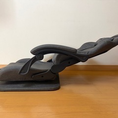 ゲーミングチェア(回転座椅子)の画像