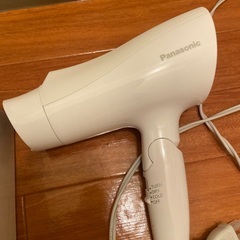 Panasonic ヘアドライヤー(ほぼ新品)の画像
