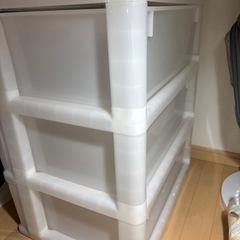 衣装ケース3段の画像