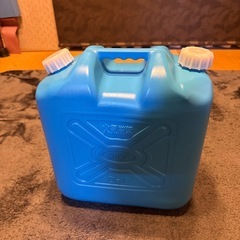 灯油ポリタンク（新品　未使用）の画像