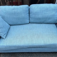 【売切価格！/変色あり】　NOCE 2人掛けソファ　水色の画像