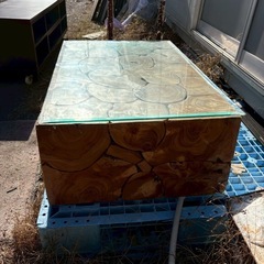 ハンドメイド　テーブル　木製の画像