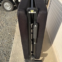 【美品】アイリスオーヤマ折り畳みリクライニングシングルベッドの画像