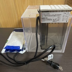 金魚、メダカの水槽の画像