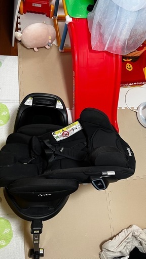 Aprica 車用チャイルドシート ブラック