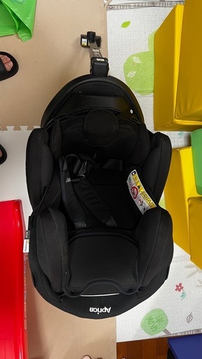 Aprica 車用チャイルドシート ブラック