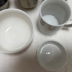 【差し上げます】コップ、お皿などの画像