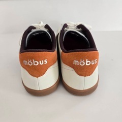 möbus  スニーカー  26cmの画像
