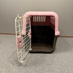 ペット用キャリーの画像