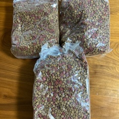 猫のごはん　3kgの画像