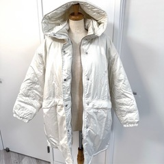 新品タグ付き☆ABITOKYO RUMOR 中綿シャイニータフタジャケット　白の画像