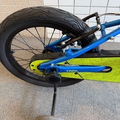 キャノンデール　子ども用自転車 16インチ 補助輪付きの画像