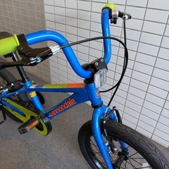 キャノンデール　子ども用自転車 16インチ 補助輪付きの画像
