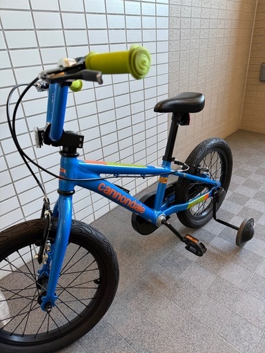 キャノンデール　子ども用自転車 16インチ 補助輪付き