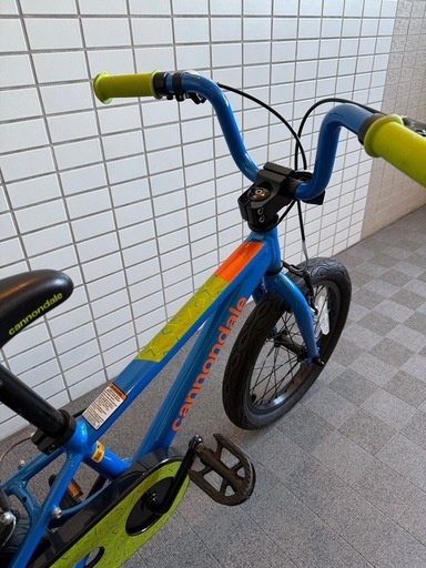 キャノンデール　子ども用自転車 16インチ 補助輪付き