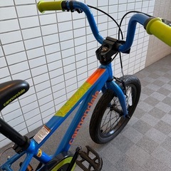 キャノンデール　子ども用自転車 16インチ 補助輪付きの画像