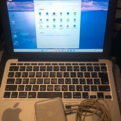 MacBook Air (11-inch, Early 2015)美品
i5の画像