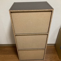 【無料】カラーボックス（美品）の画像