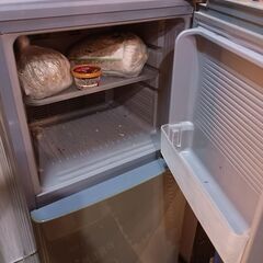 無料：冷蔵庫　引取報酬2000円の画像