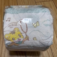 ミキハウス ベビー食器とおむつの画像