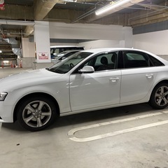 H25 アウディA4 2.0TFSI 低走行　車検R8 3月迄　人気の白の画像